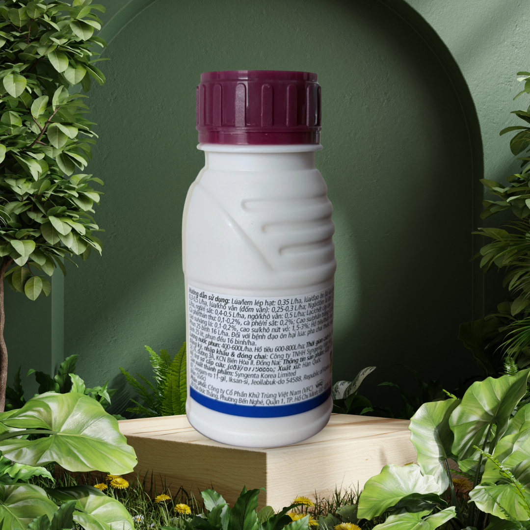 Amistar Top 325SC 250 ml, góc chụp nhãn hướng dẫn trên nền xanh Quốc Việt Agri