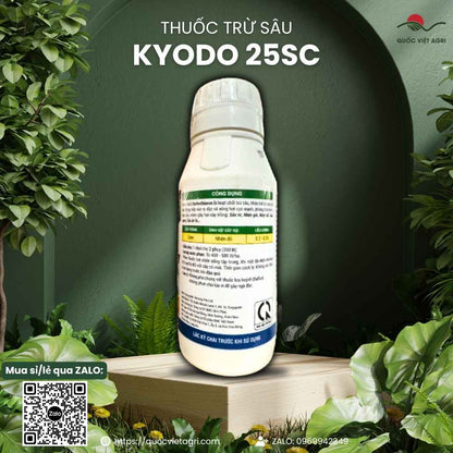 Mặt sau chai Kyodo 25SC với hướng dẫn sử dụng trị nhện gié, sâu tơ và cơ chế xông hơi mạnh.